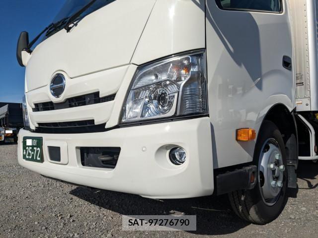 Hino DUTRO 2024-09 8524456-21