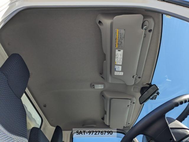 Hino DUTRO 2024-09 8524456-24