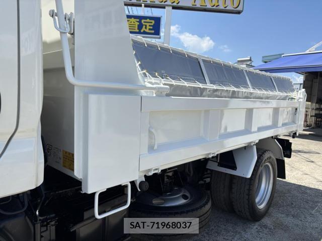 Hino DUTRO 2018-03 8524525-20