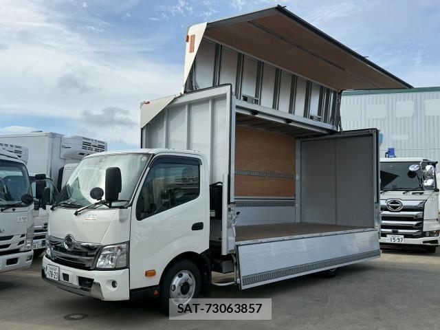 Hino DUTRO 2025-03 8524464-0