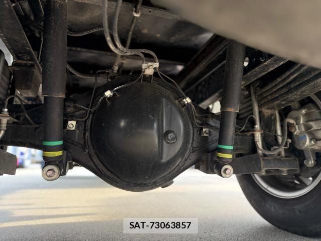 Hino DUTRO 2025-03 8524464-24