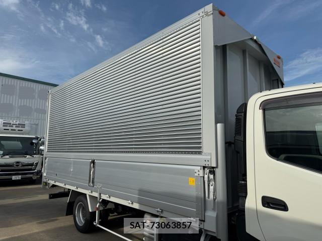 Hino DUTRO 2025-03 8524464-7