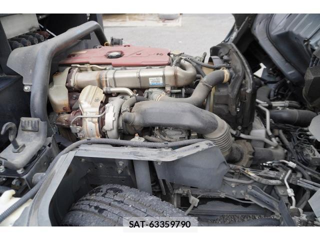 Hino DUTRO 2018-02 8524526-14
