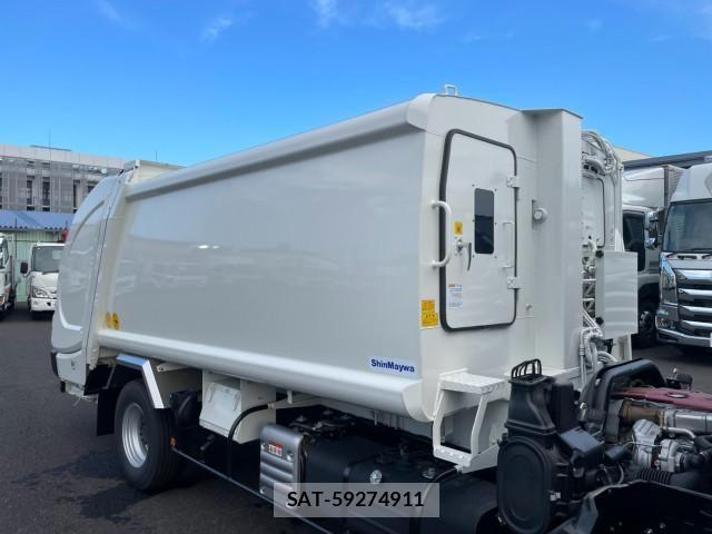Hino DUTRO 2025-11 8524442-17