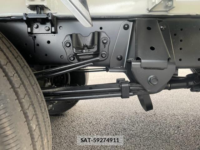Hino DUTRO 2025-11 8524442-23