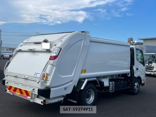 Hino DUTRO 2025-11 8524442-3