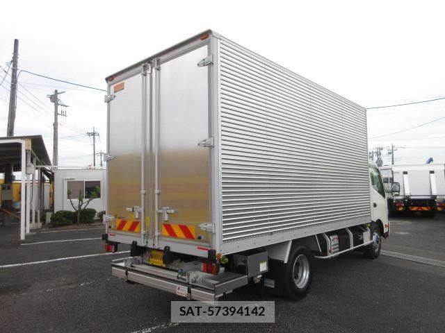 Hino DUTRO 2025-01 8524457-3