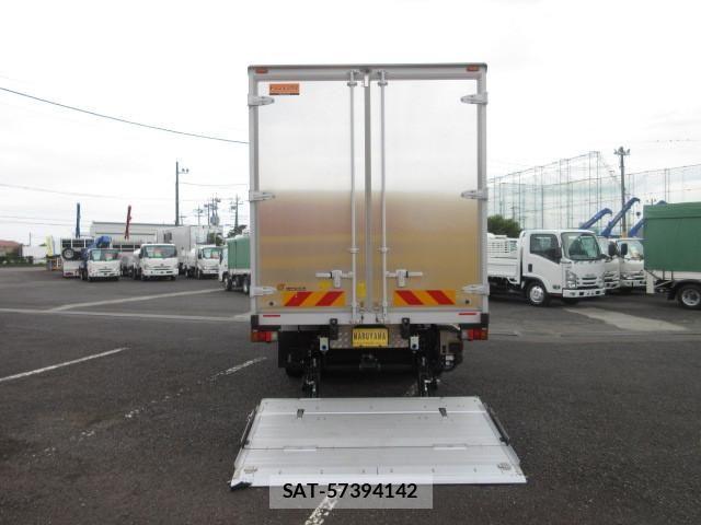 Hino DUTRO 2025-01 8524457-7