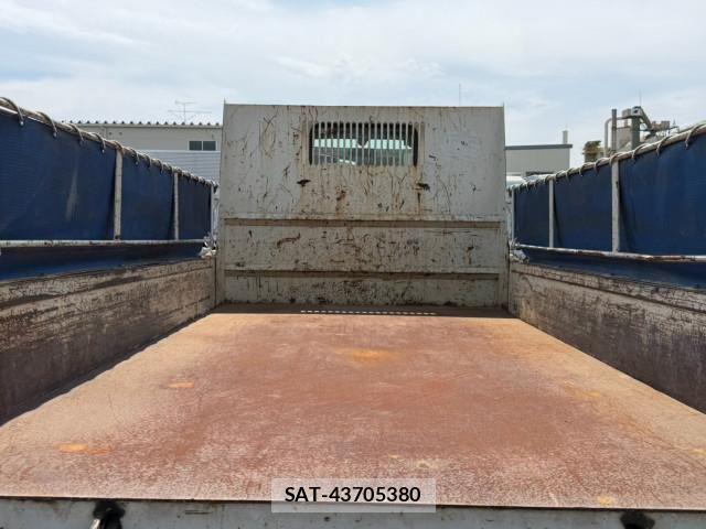 Hino DUTRO 2019-01 8524527-11