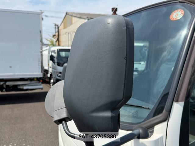 Hino DUTRO 2019-01 8524527-21