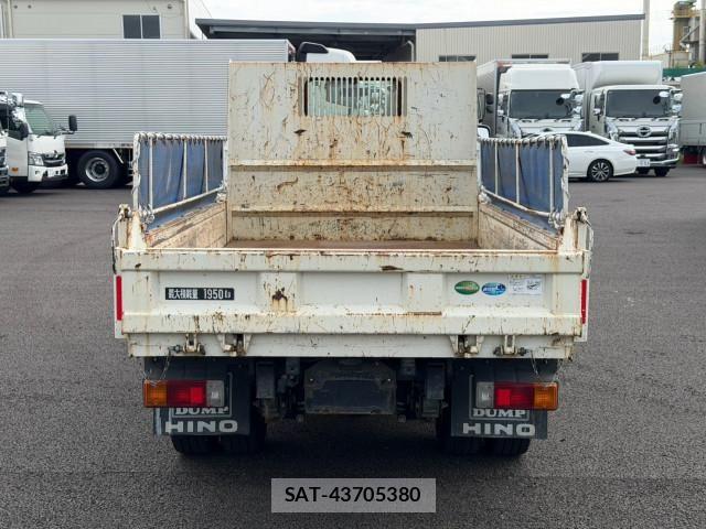 Hino DUTRO 2019-01 8524527-4