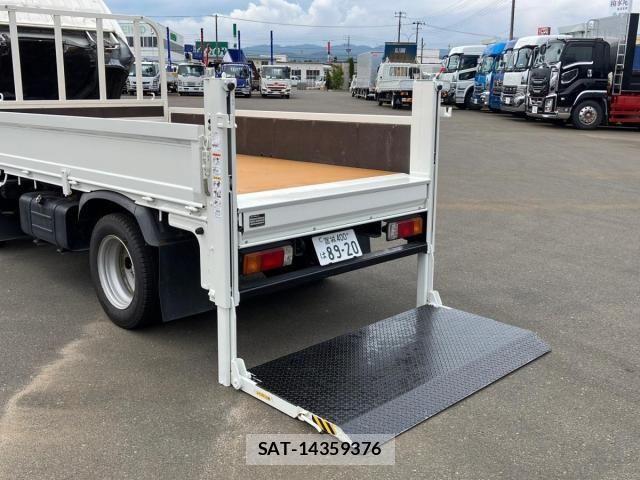 Hino DUTRO 2019-11 8524532-11