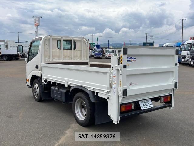 Hino DUTRO 2019-11 8524532-3