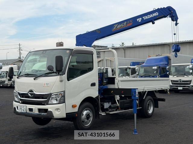 Hino DUTRO 2024-07 8524453-0
