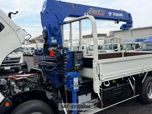 Hino DUTRO 2024-07 8524453-9