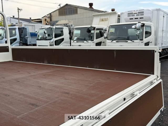 Hino DUTRO 2024-07 8524453-15