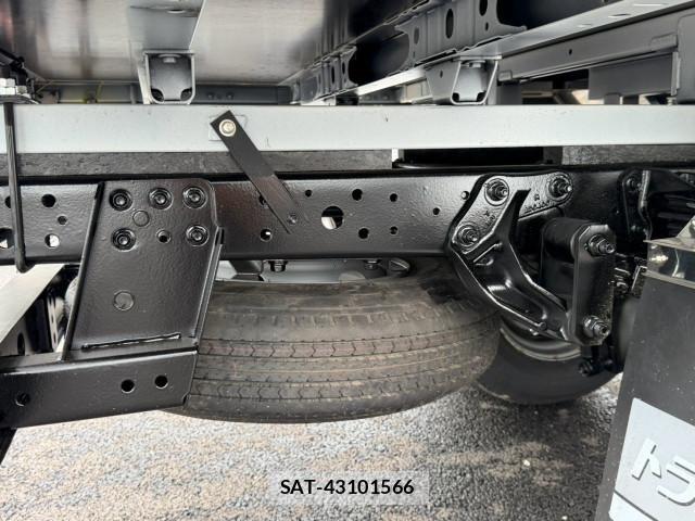 Hino DUTRO 2024-07 8524453-24