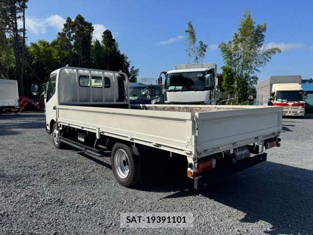 Hino DUTRO 2019-05 8524548-5