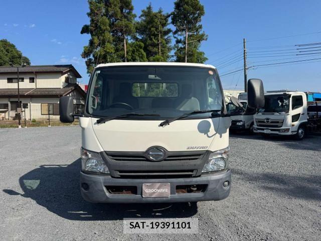 Hino DUTRO 2019-05 8524548-6