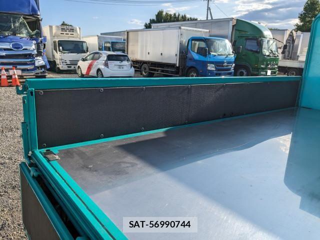Hino DUTRO 2021-03 8524535-14