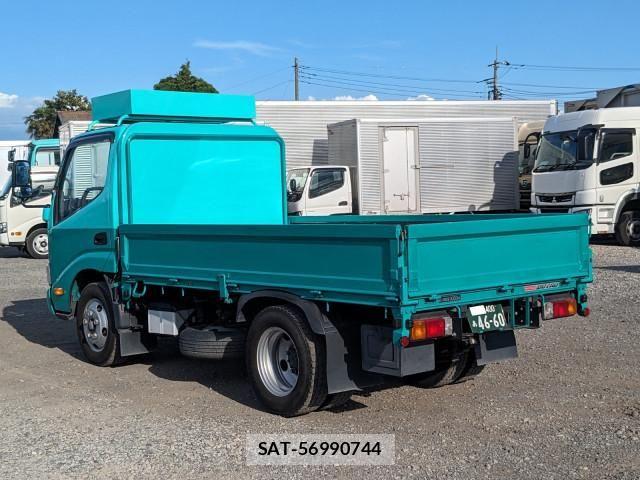 Hino DUTRO 2021-03 8524535-2