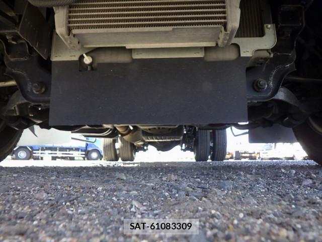 Hino DUTRO 2018-03 8524507-24