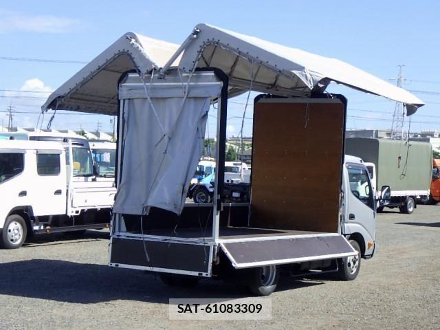 Hino DUTRO 2018-03 8524507-7