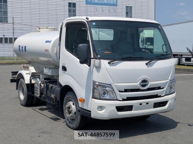 Hino DUTRO 2021-04 8524472-1