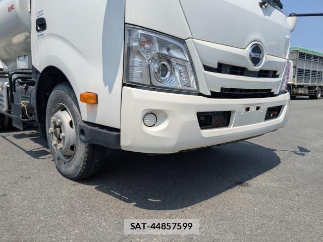 Hino DUTRO 2021-04 8524472-24