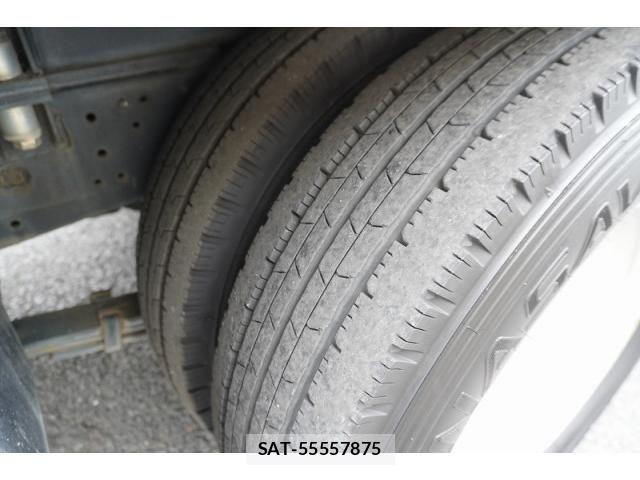 Hino DUTRO 2018-02 8524487-9