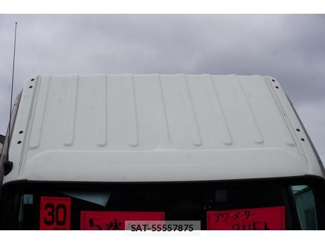 Hino DUTRO 2018-02 8524487-15