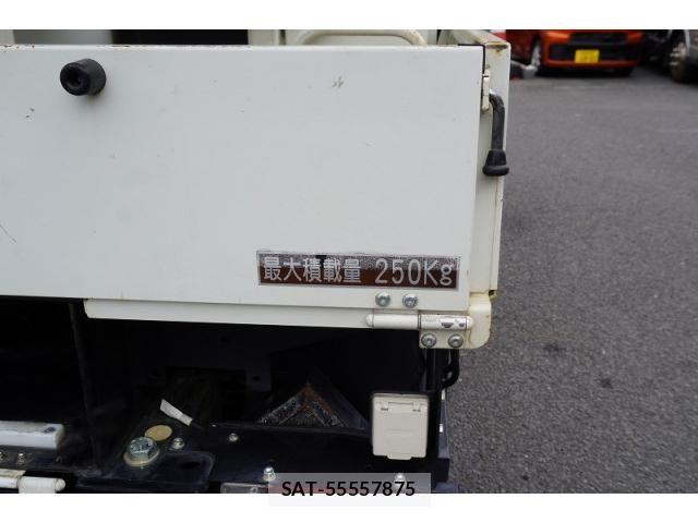 Hino DUTRO 2018-02 8524487-20
