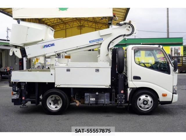 Hino DUTRO 2018-02 8524487-4