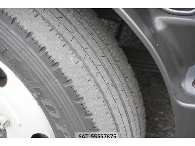 Hino DUTRO 2018-02 8524487-8
