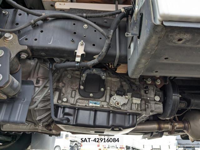 Hino DUTRO 2019-10 8524531-17