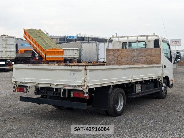 Hino DUTRO 2019-10 8524531-3