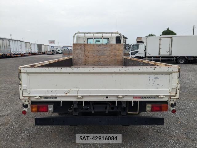 Hino DUTRO 2019-10 8524531-4