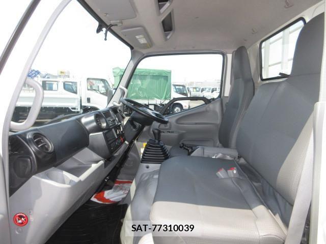 Hino DUTRO 2016-03 8524489-22