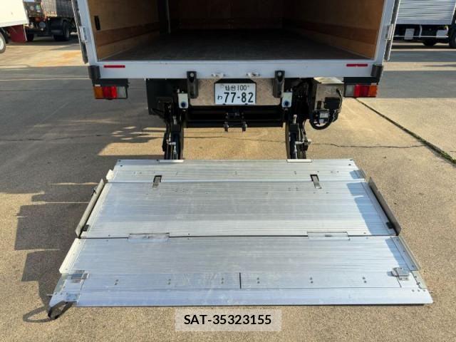 Hino DUTRO 2025-01 8524455-16