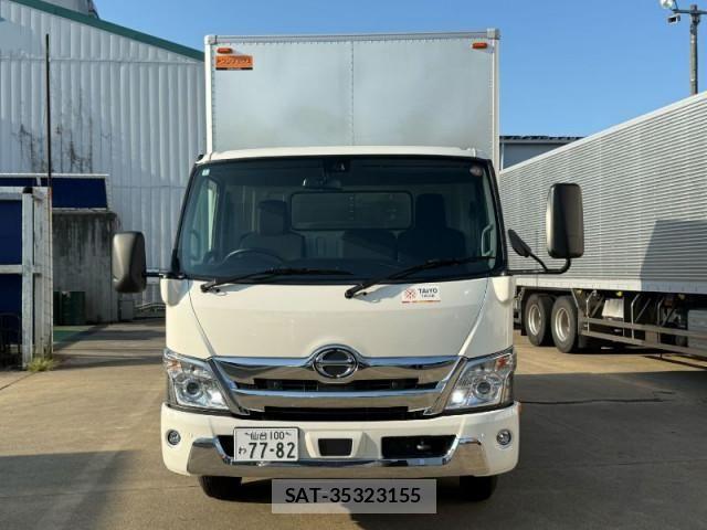 Hino DUTRO 2025-01 8524455-1