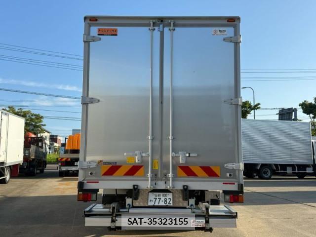 Hino DUTRO 2025-01 8524455-4
