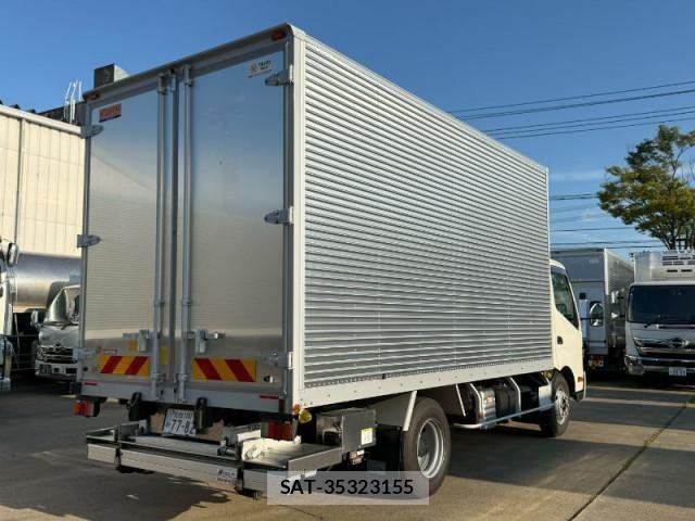 Hino DUTRO 2025-01 8524455-5