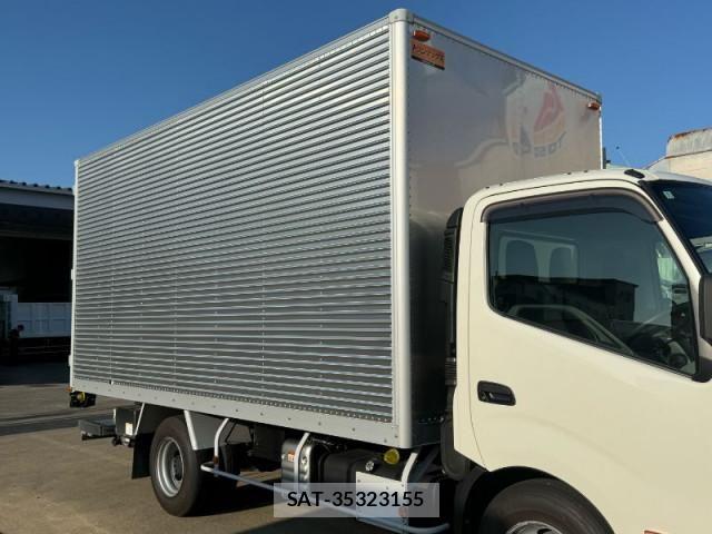 Hino DUTRO 2025-01 8524455-8