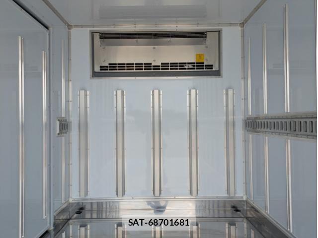 Hino DUTRO 2026-01 8524454-14