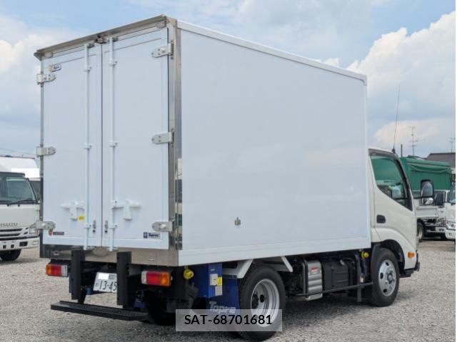 Hino DUTRO 2026-01 8524454-1
