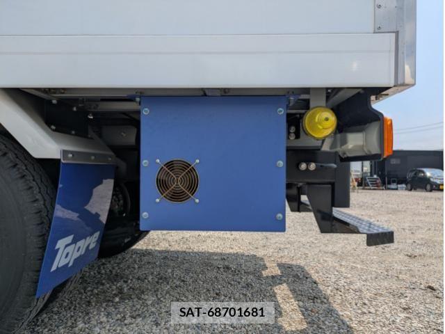 Hino DUTRO 2026-01 8524454-20