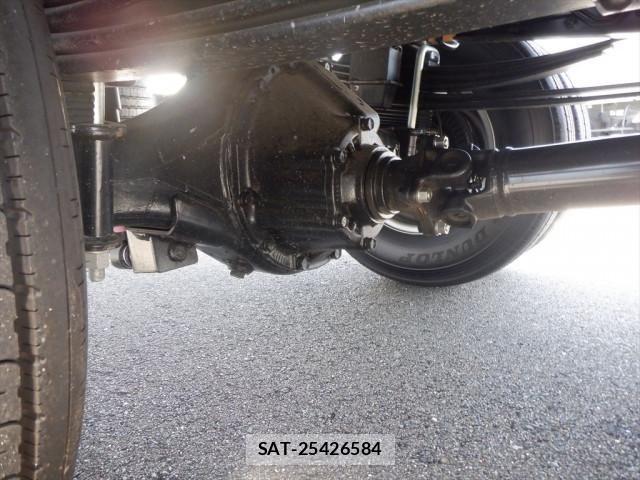 Hino DUTRO 2025-12 8524465-13