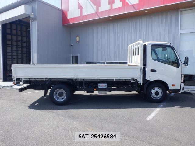 Hino DUTRO 2025-12 8524465-5
