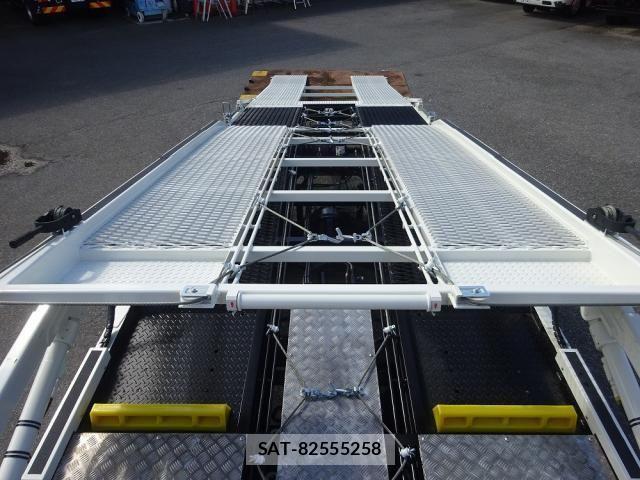 Hino DUTRO 2026-01 8561713-23
