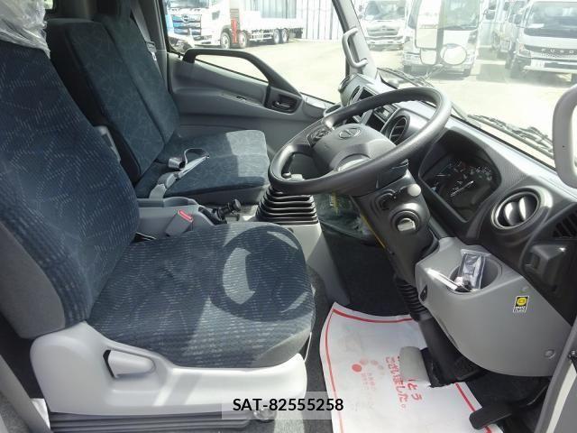 Hino DUTRO 2026-01 8561713-7